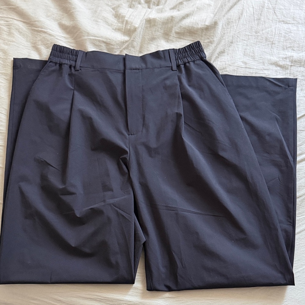 Alo Yoga Pursuit Wide Leg Trousers